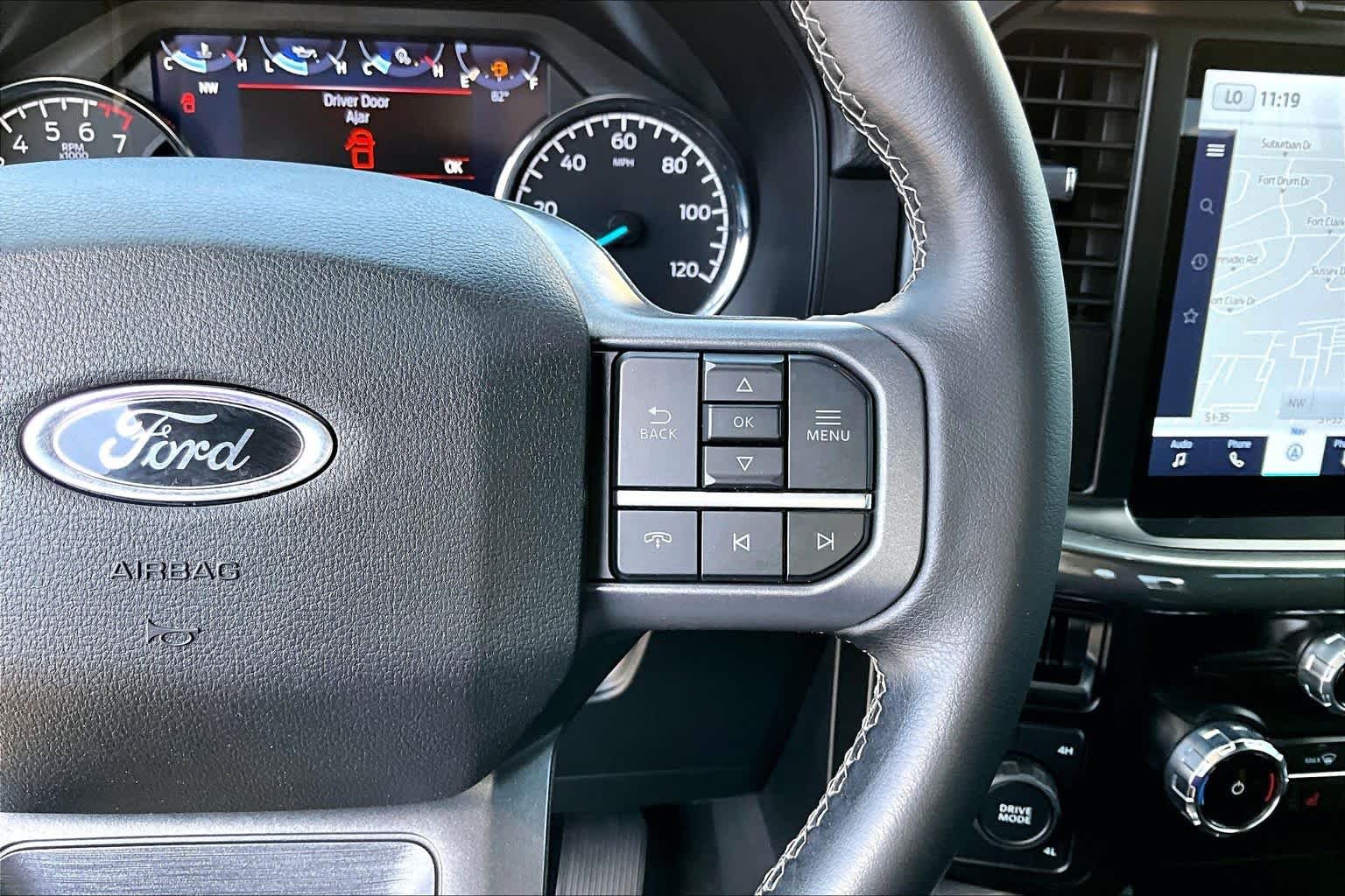 Used 2023 Oxford White Ford XLT image 25