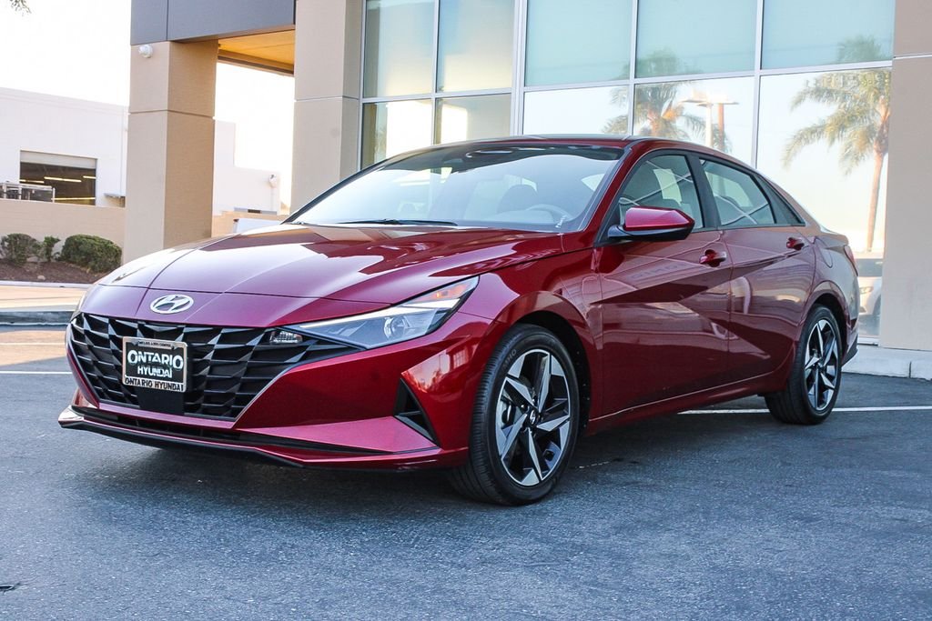 Certified Used 2023 Red Hyundai SEL image 4