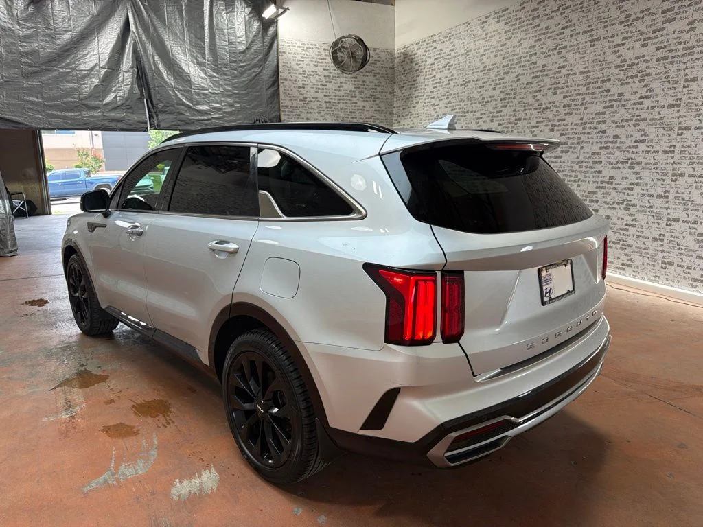 Used 2022 Sparkling Silver Kia SX image 5