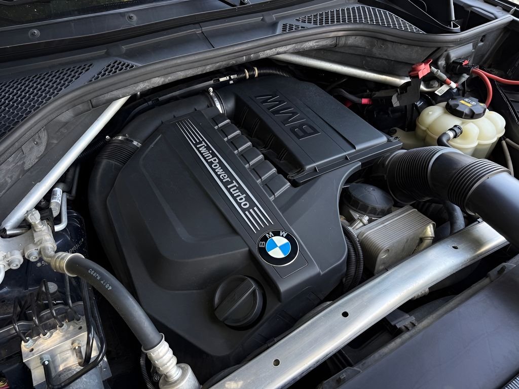 Used 2018 Blue BMW xDrive35i image 25