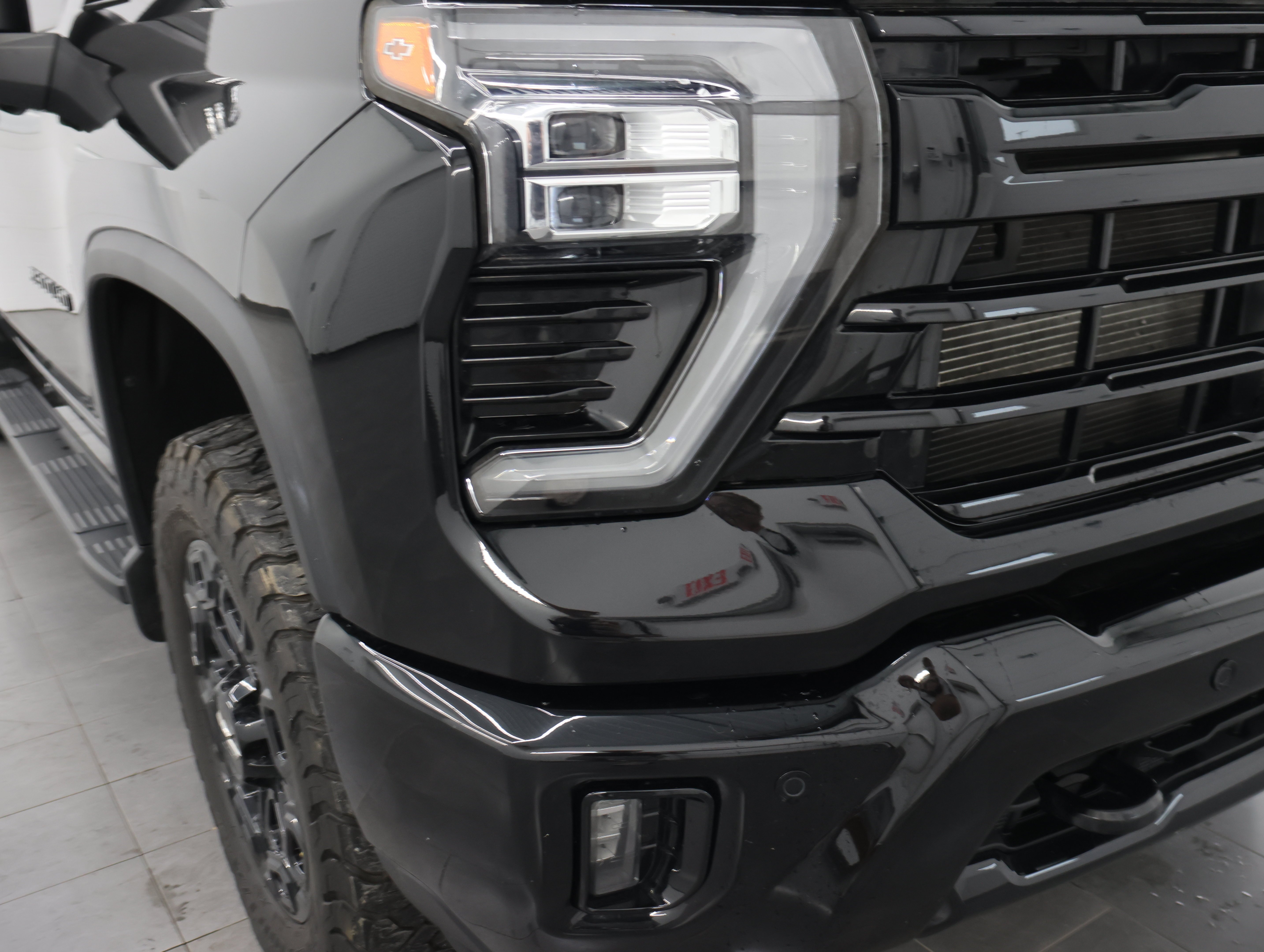Used 2024 Black Chevrolet 4x4 Crew Cab LTZ Z71: CREW-SHORT-LTZ-MIDNIGHT-CONVENIENCE II-DIESEL-1 OWNER image 28