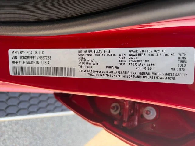 New 2027 Molten Red Pearl-Coat Exterior Paint RAM Big Horn/Lone Star image 29