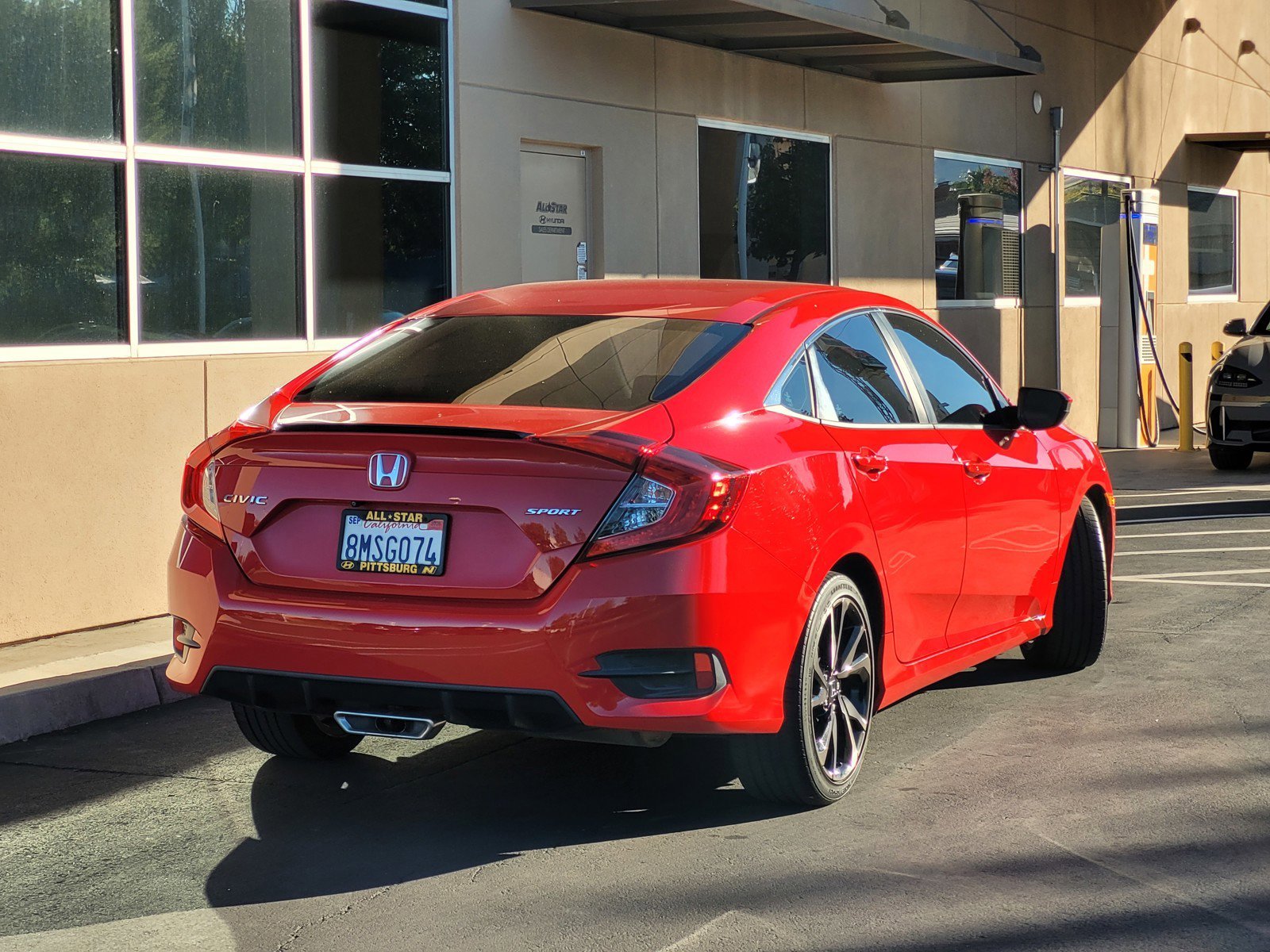 2019 Honda Civic Sport photo 4