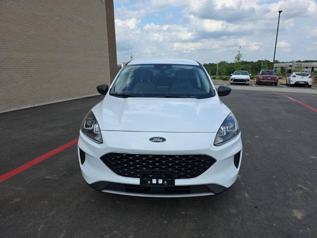 Used 2022 Ford Escape SE with VIN 1FMCU0BZ6NUB16859 for sale in Kansas City