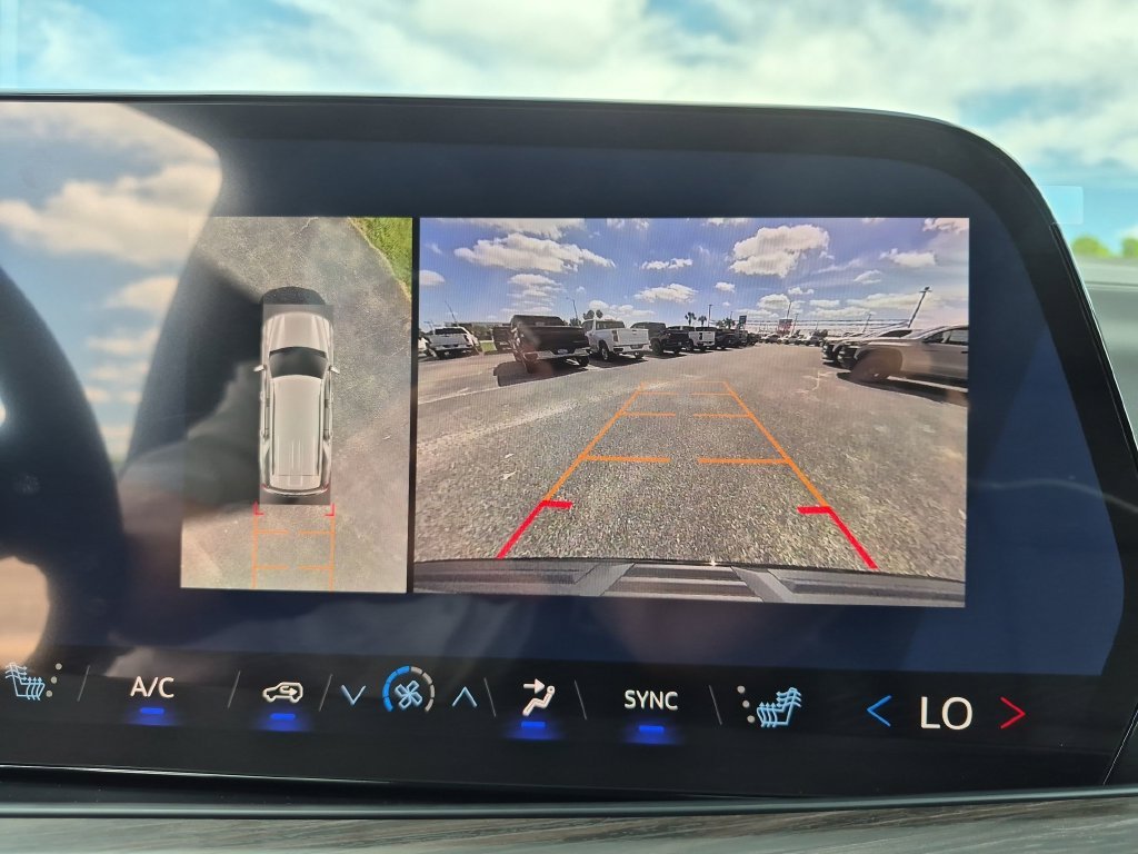 2027 Chevrolet Tahoe Z71 - Photo 27