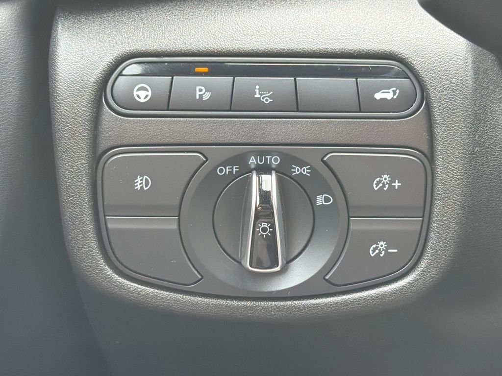 Used 2023 Gray INFINITI SENSORY image 27