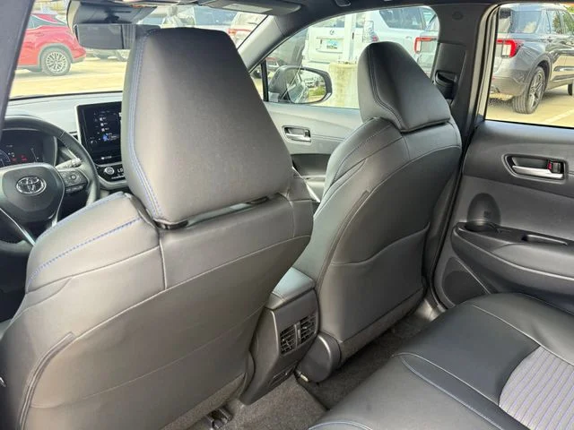 Used 2025  Toyota Hybrid XSE image 25