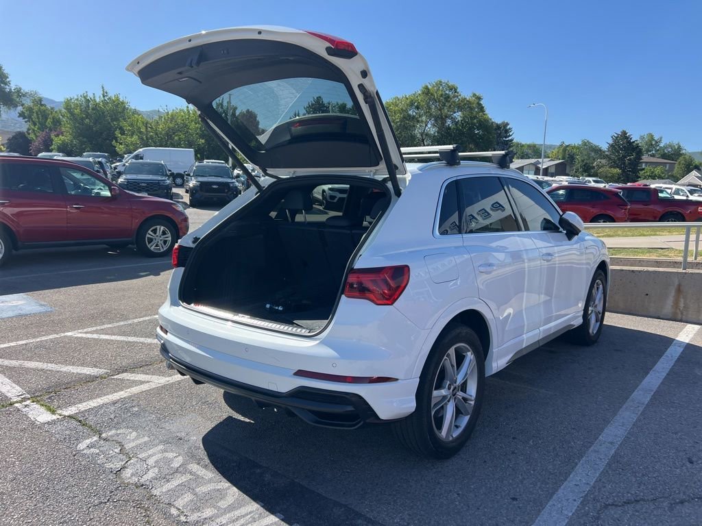 Used 2021 Ibis White Audi Premium image 6