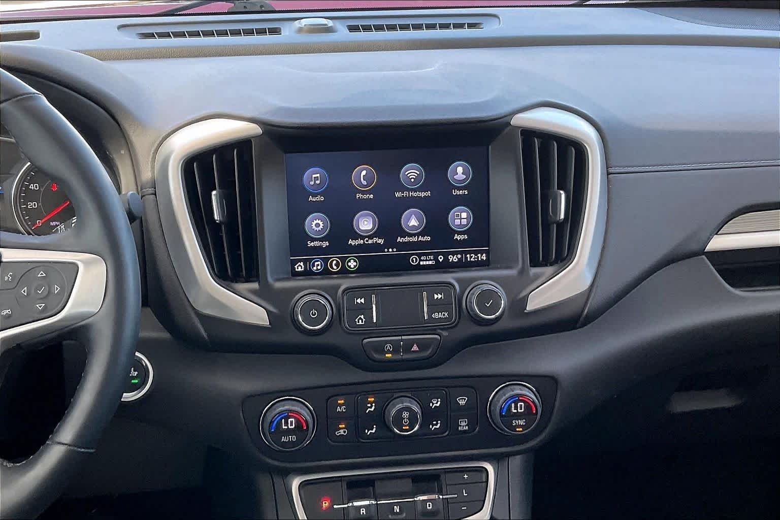 2023 GMC Terrain SLT - Photo 8