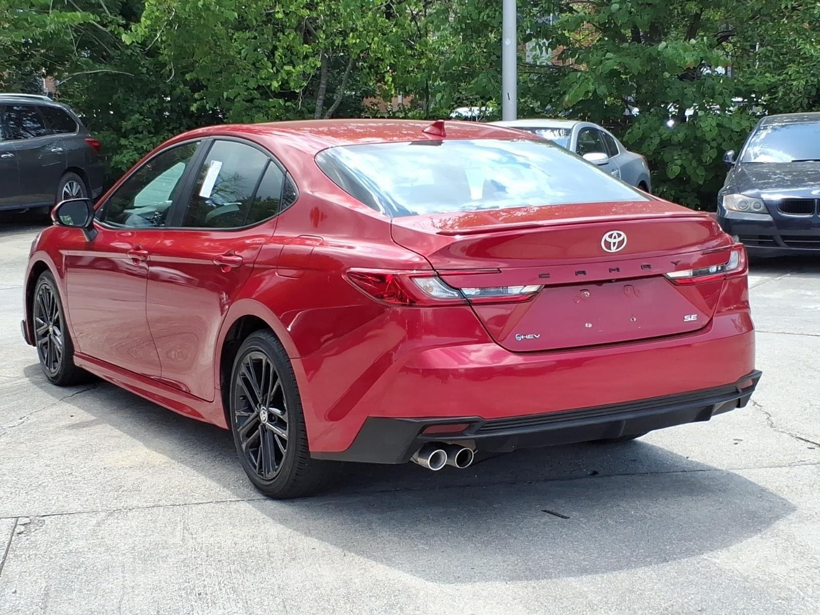Used 2025 RED Toyota SE image 9
