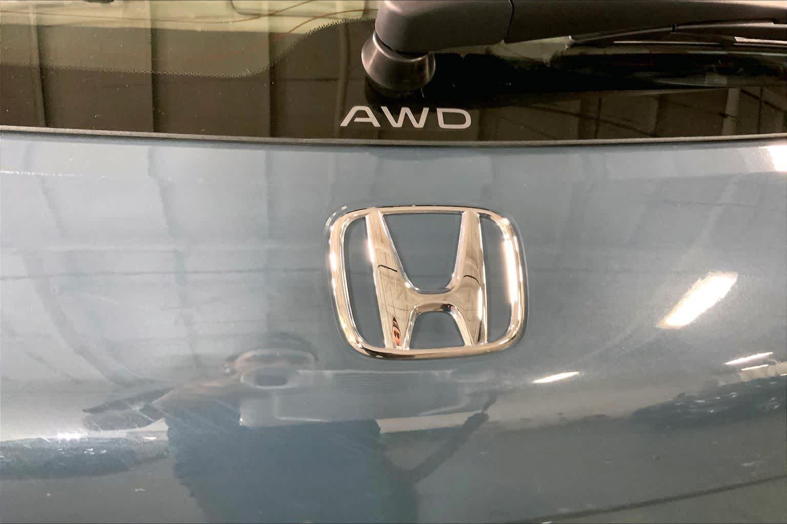 Used 2024 Nordic Forest Pearl Honda LX image 10