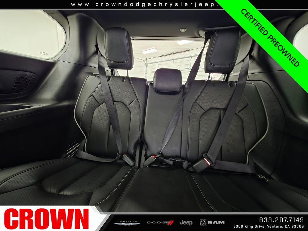 Used 2026 Silver Chrysler Limited image 17
