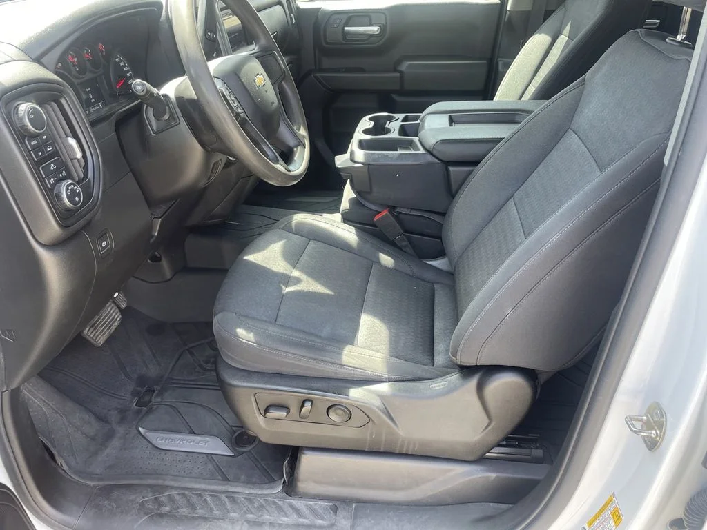 Used 2022 Summit White Chevrolet Custom image 15