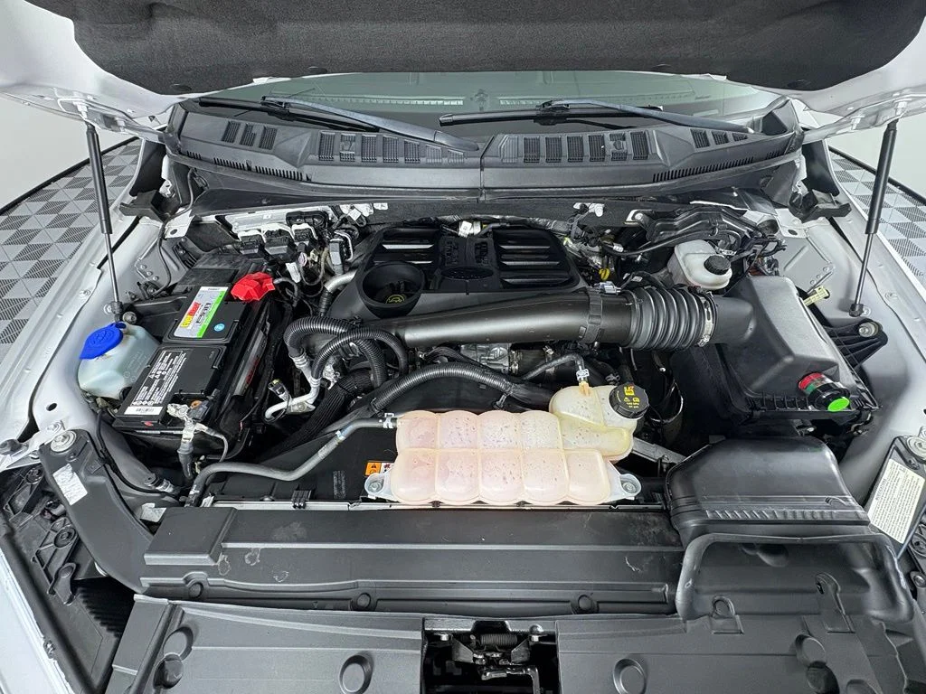 Used 2018 Ingot Silver Ford Lariat image 27