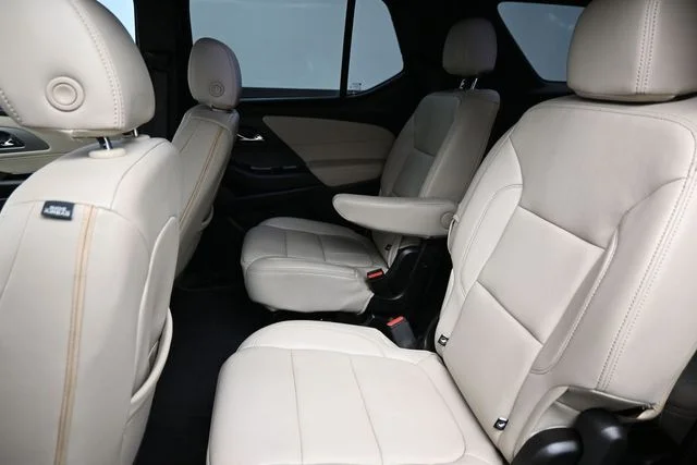 Used 2023 Gray Chevrolet LT image 16