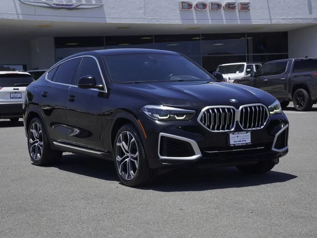 2022 BMW X6 xDrive40i