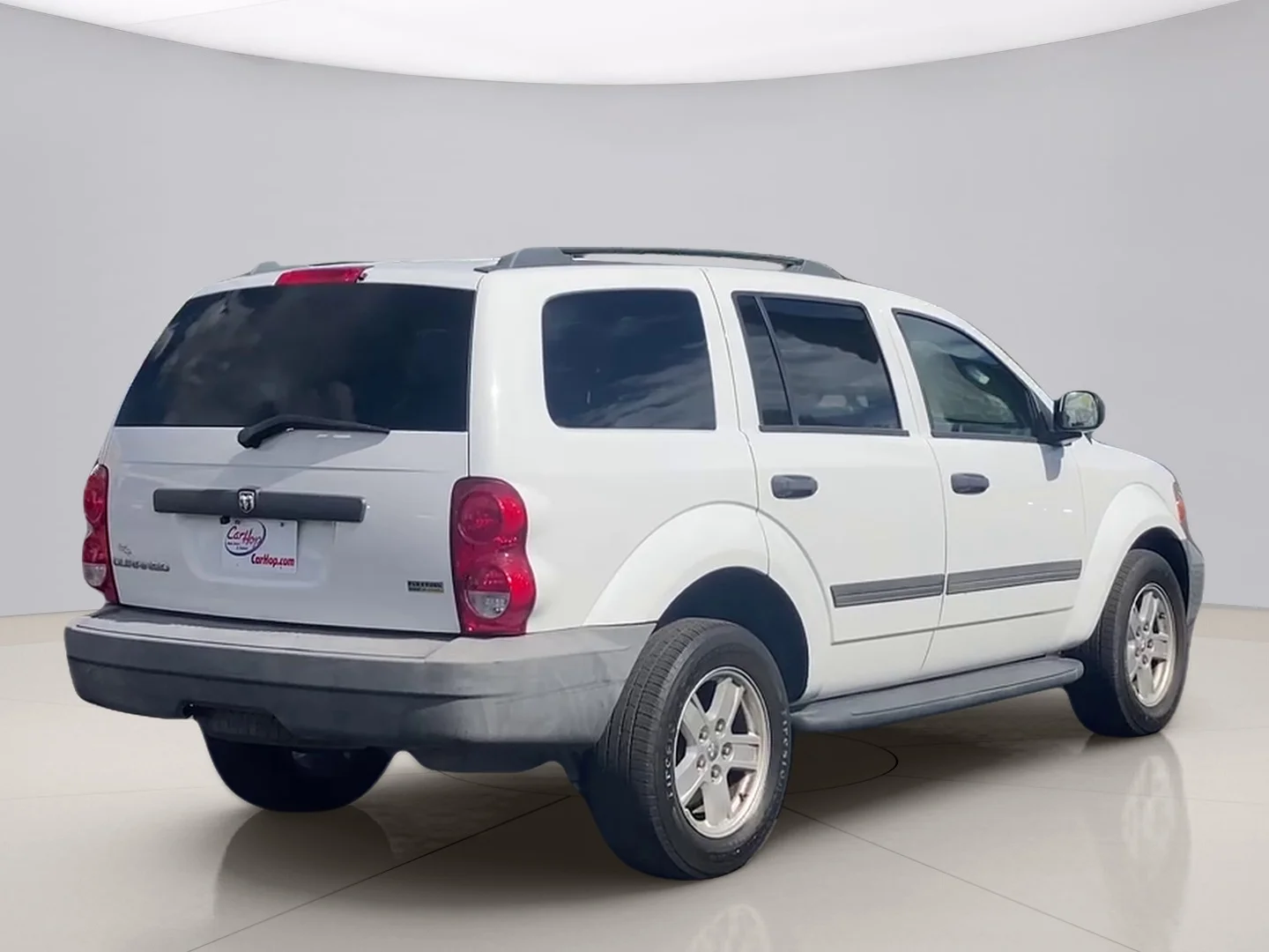 Used 2008 White Dodge SXT image 4