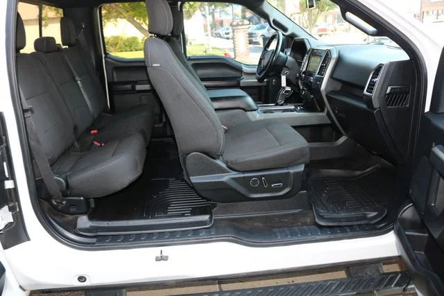Used 2016 White Ford XLT image 36