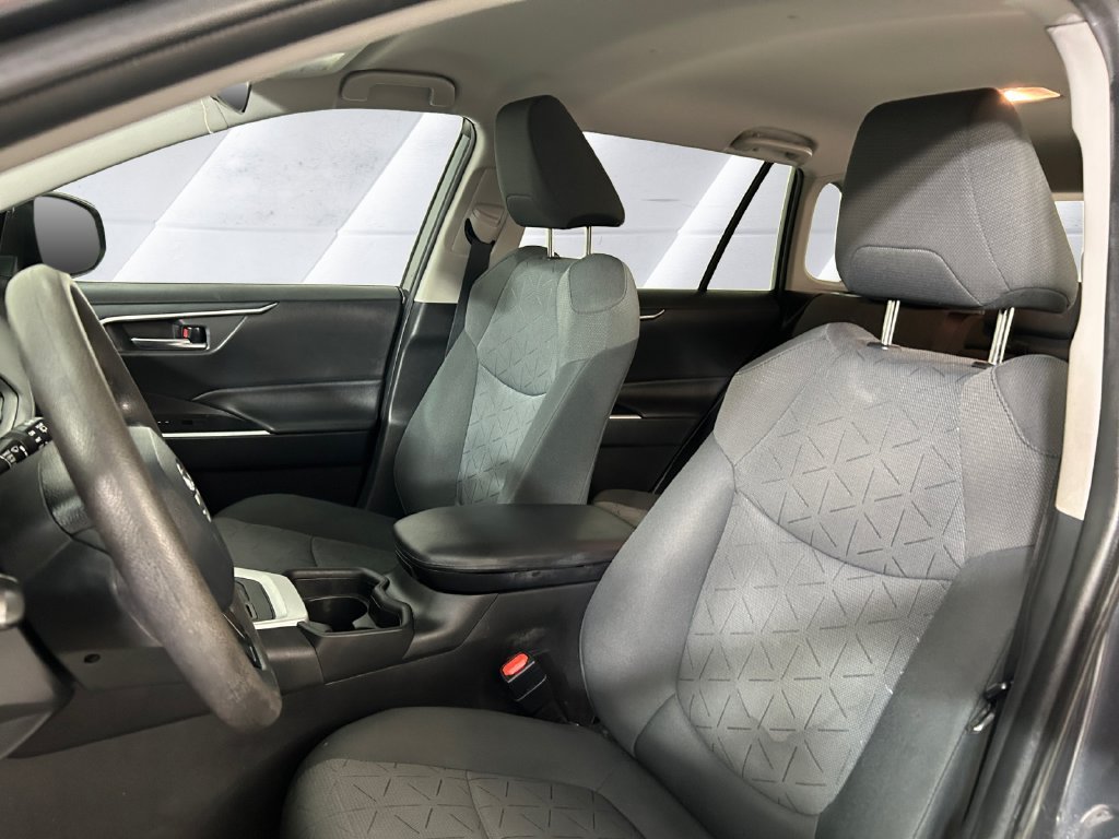 Used 2020 Gray Toyota XLE image 8