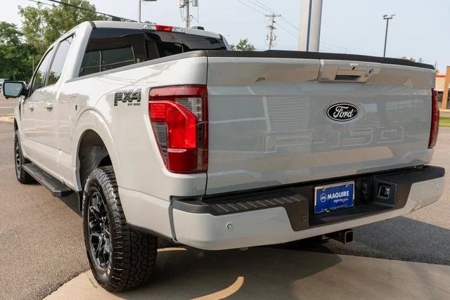 New 2026 Avalanche Ford XLT image 7