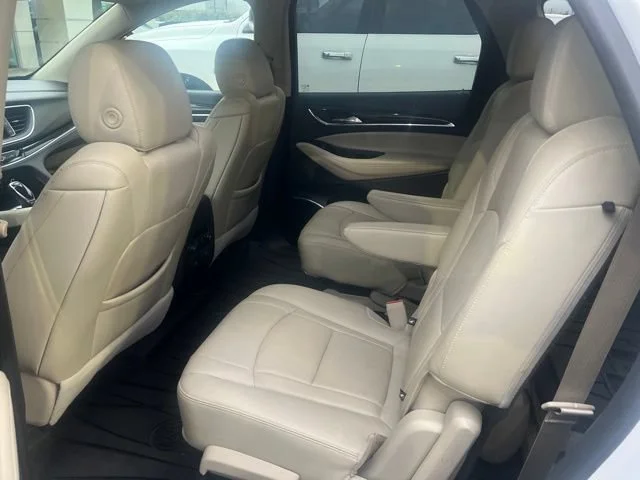 Used 2020 Includes Satin Nickel lower exterior accent color.) Buick Premium image 4