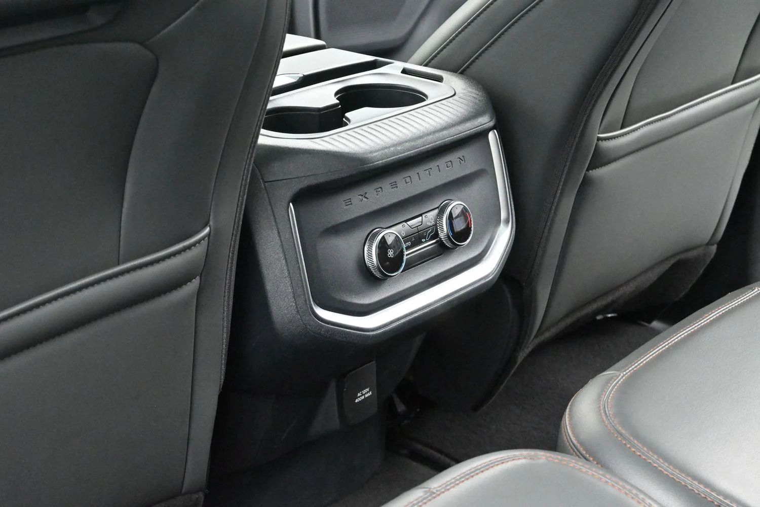 Used 2025 White Ford Active image 32