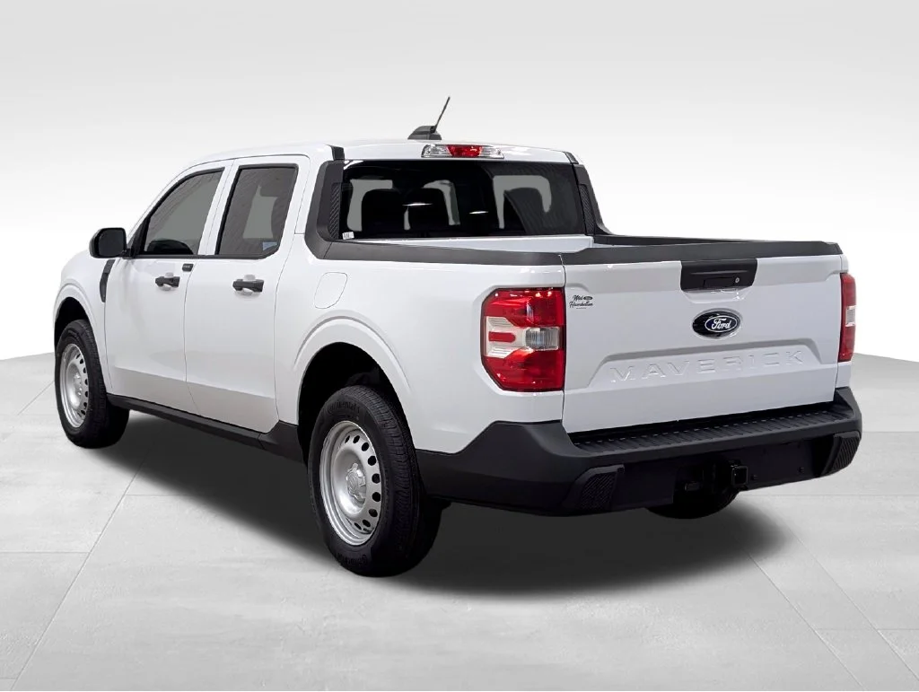 New 2026 Oxford White Ford XL image 19