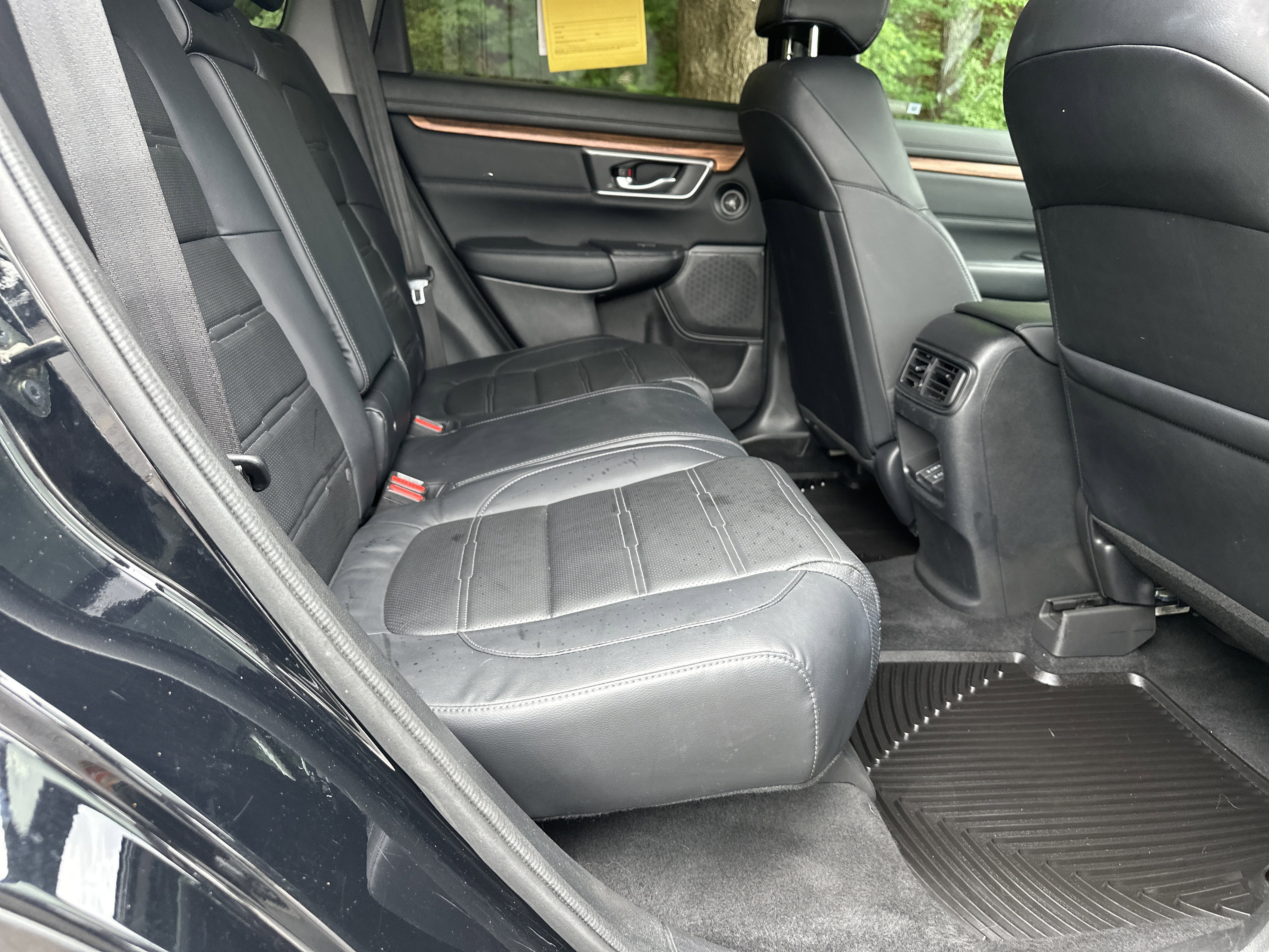 Used 2019 Crystal Black Pearl Honda EX-L image 18