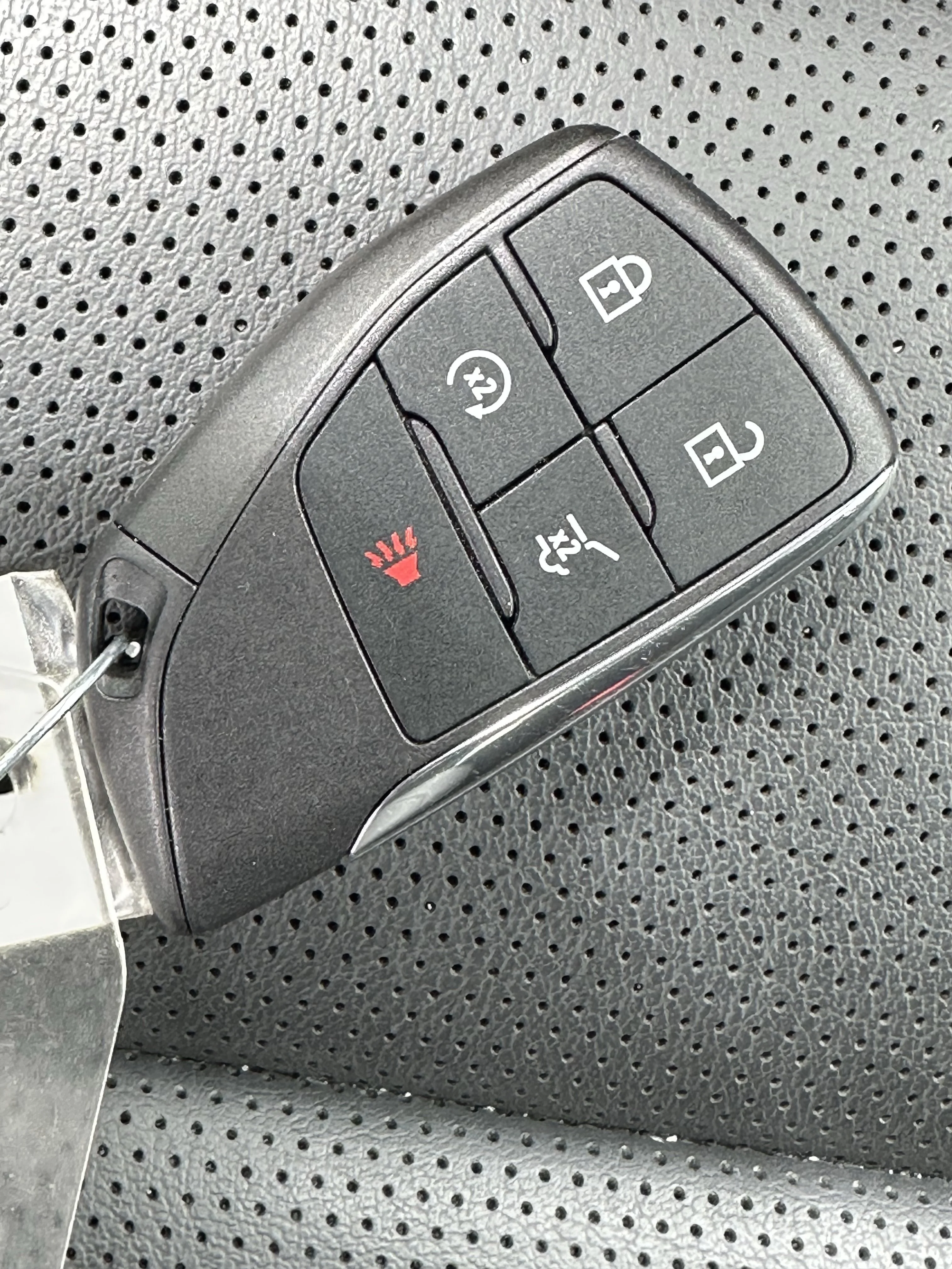 Certified Used 2024 Black Buick Avenir image 22