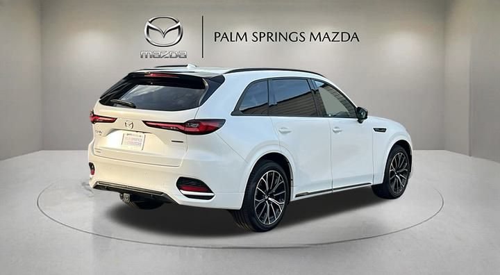2025 Mazda CX-70 Premium Package - Photo 4