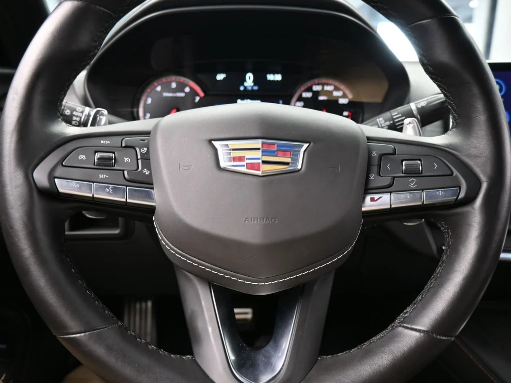 Used 2025 Drift Metallic Cadillac V-Series image 29