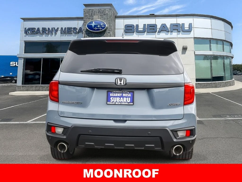 Used 2023  Honda EX-L image 5