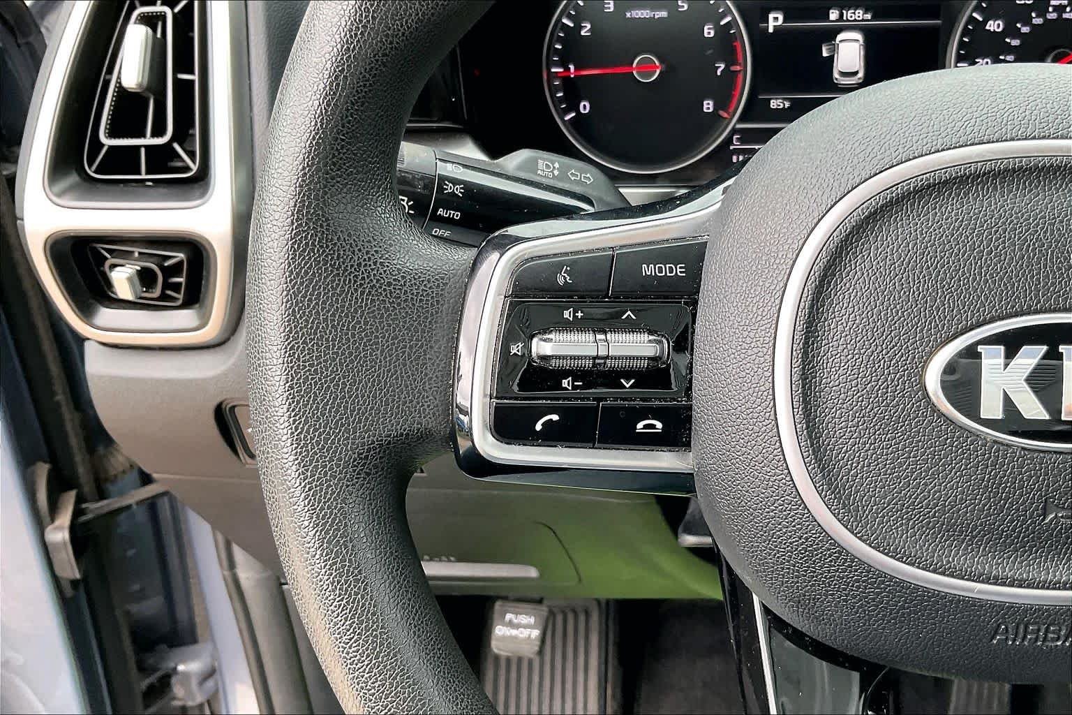 Used 2021 Everlasting Silver Kia LX image 23