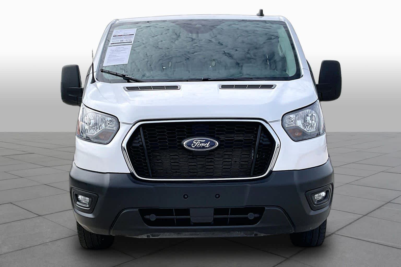 Used 2025 Oxford White Ford  image 4