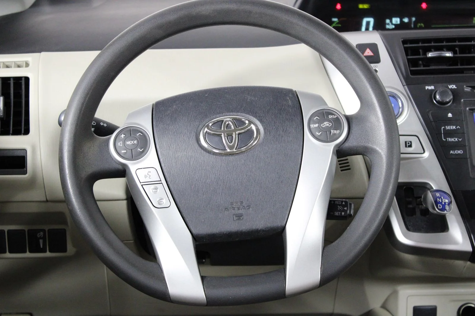 Used 2012 Blue Toyota Three image 18