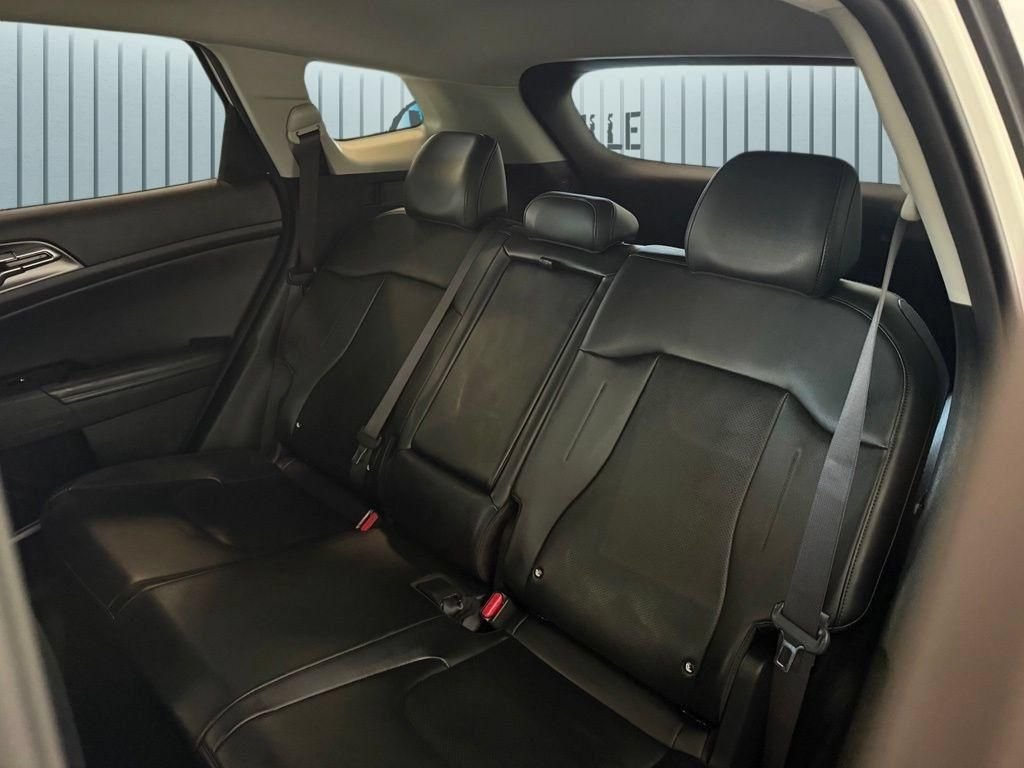 Used 2023 White Kia EX image 22