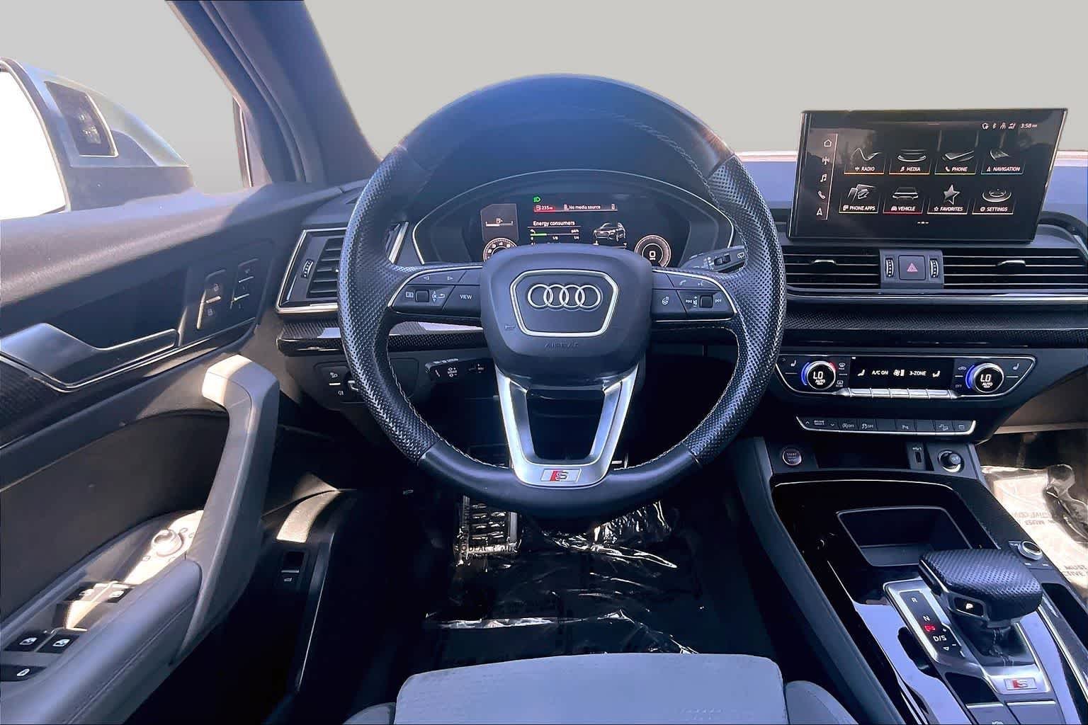 Used 2022 Florett Silver Metallic Audi Premium Plus image 6