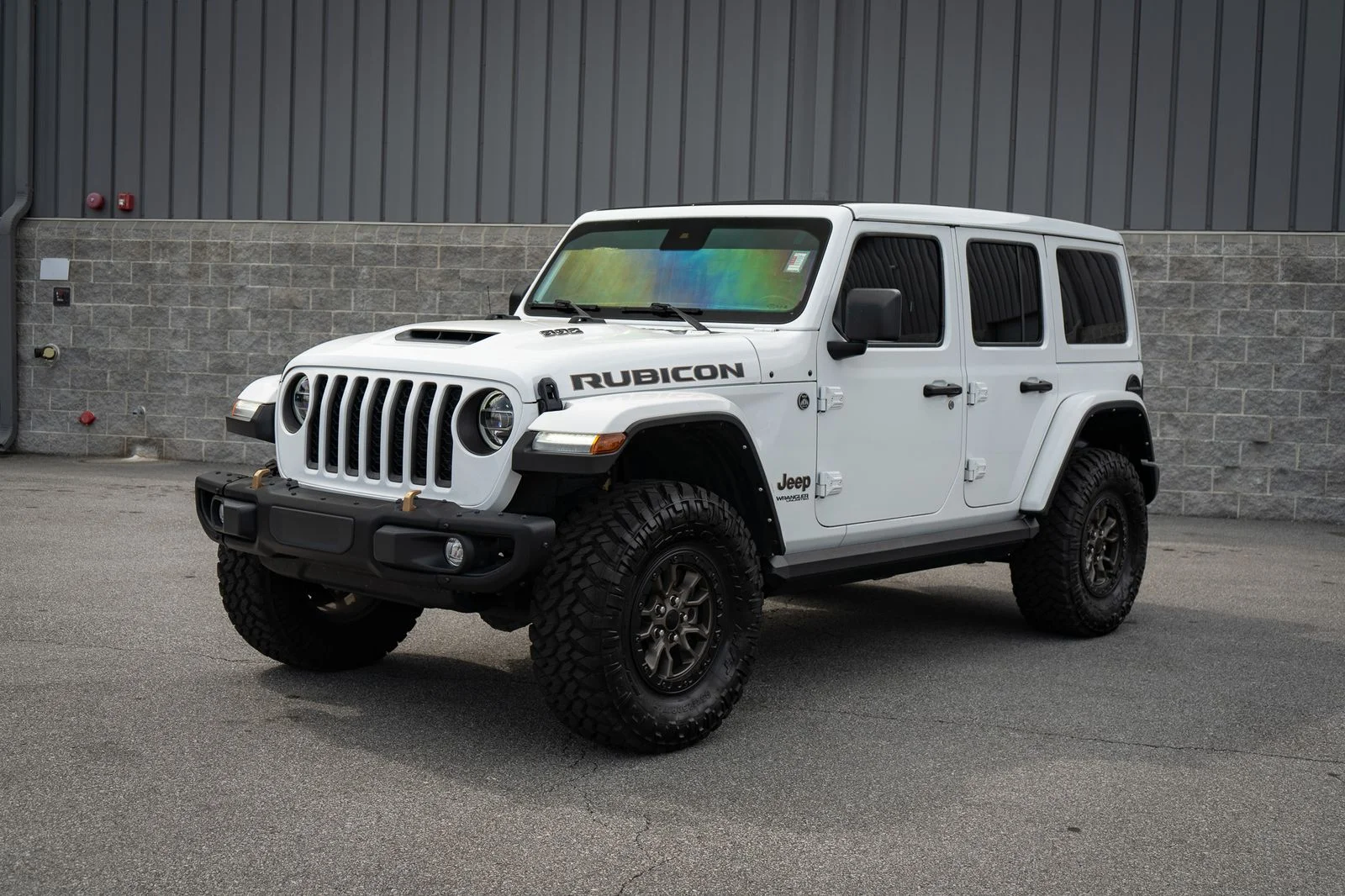 Used 2022 White Jeep Unlimited Rubicon 392 image 11