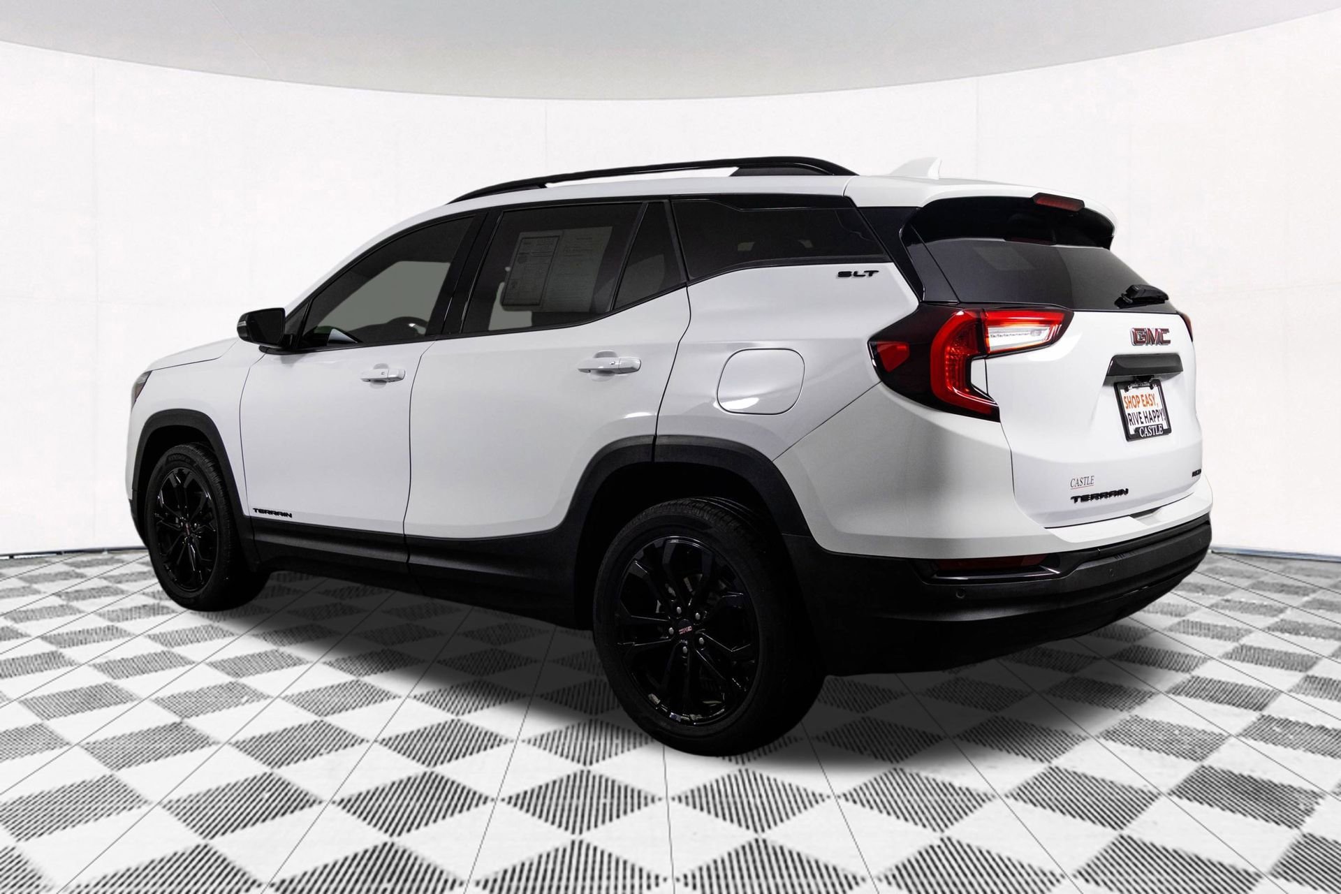 2022 GMC TERRAIN - Image 92