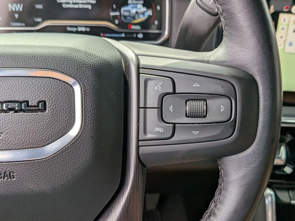Used 2025 Black GMC Denali Ultimate image 16