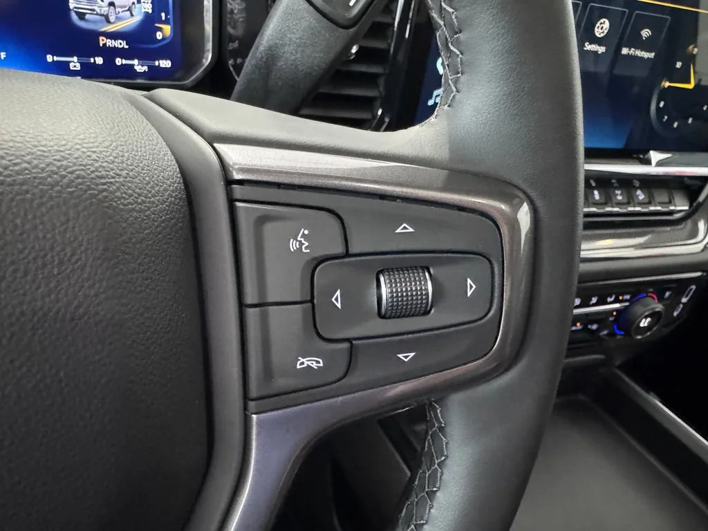 2026 Chevrolet Silverado 2500HD ZR2 - Photo 17