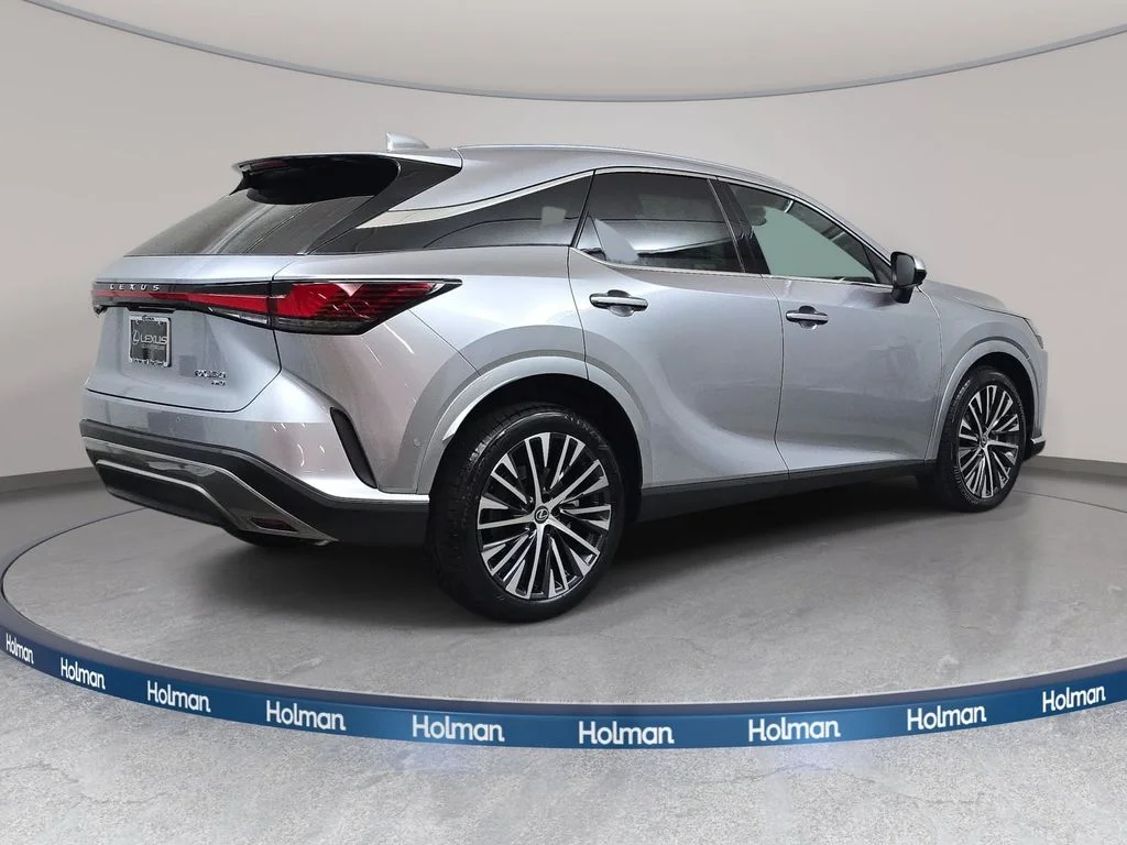 New 2026 Iridium Lexus PREMIUM PLUS image 5