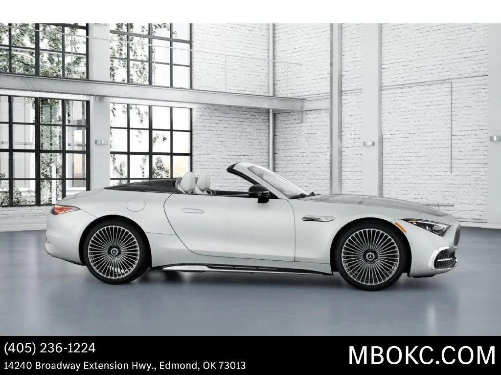 New 2026 MANUFAKTUR moonlight white magno (White Ambiance) Mercedes-Benz Maybach SL 680 image 16