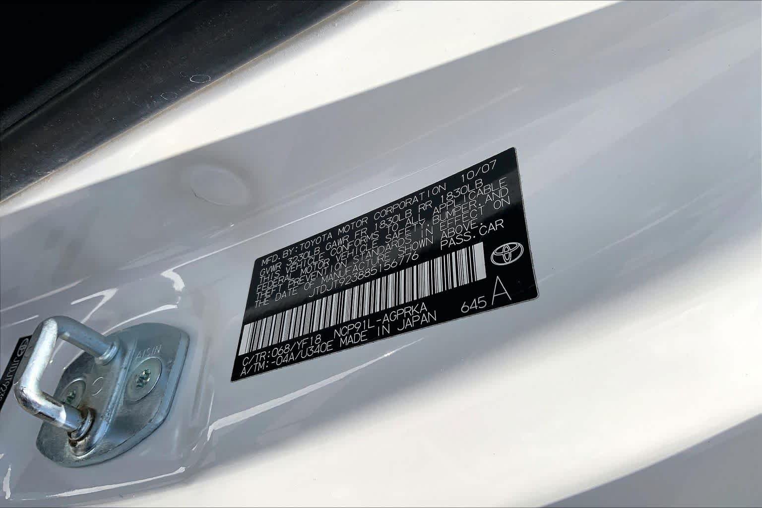 Used 2008 Polar White Toyota S image 24
