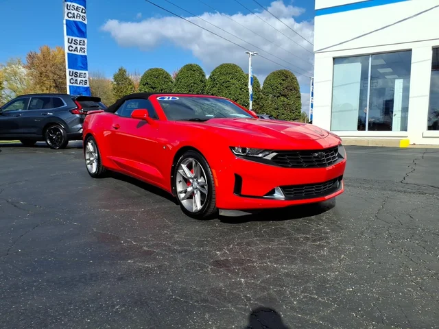 Pre-Owned 2021 Chevrolet Camaro LT LT 2dr Convertible w/1LT in Cortland ...