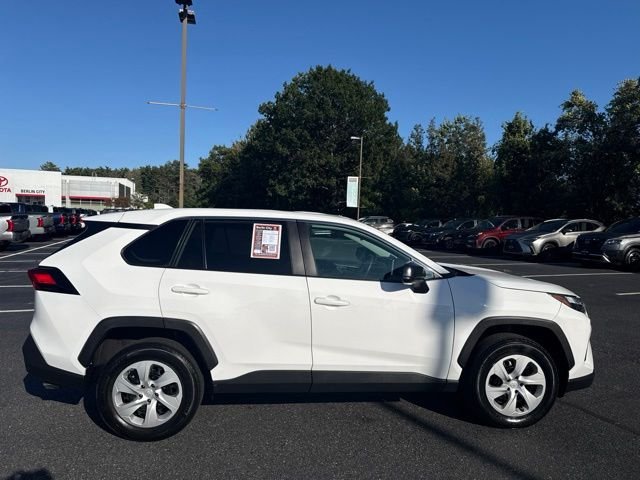 Used 2025 Ice Toyota LE image 2
