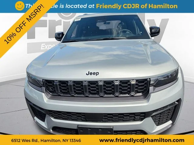 New 2026 Silver Zynith Exterior Paint Jeep Altitude image 2
