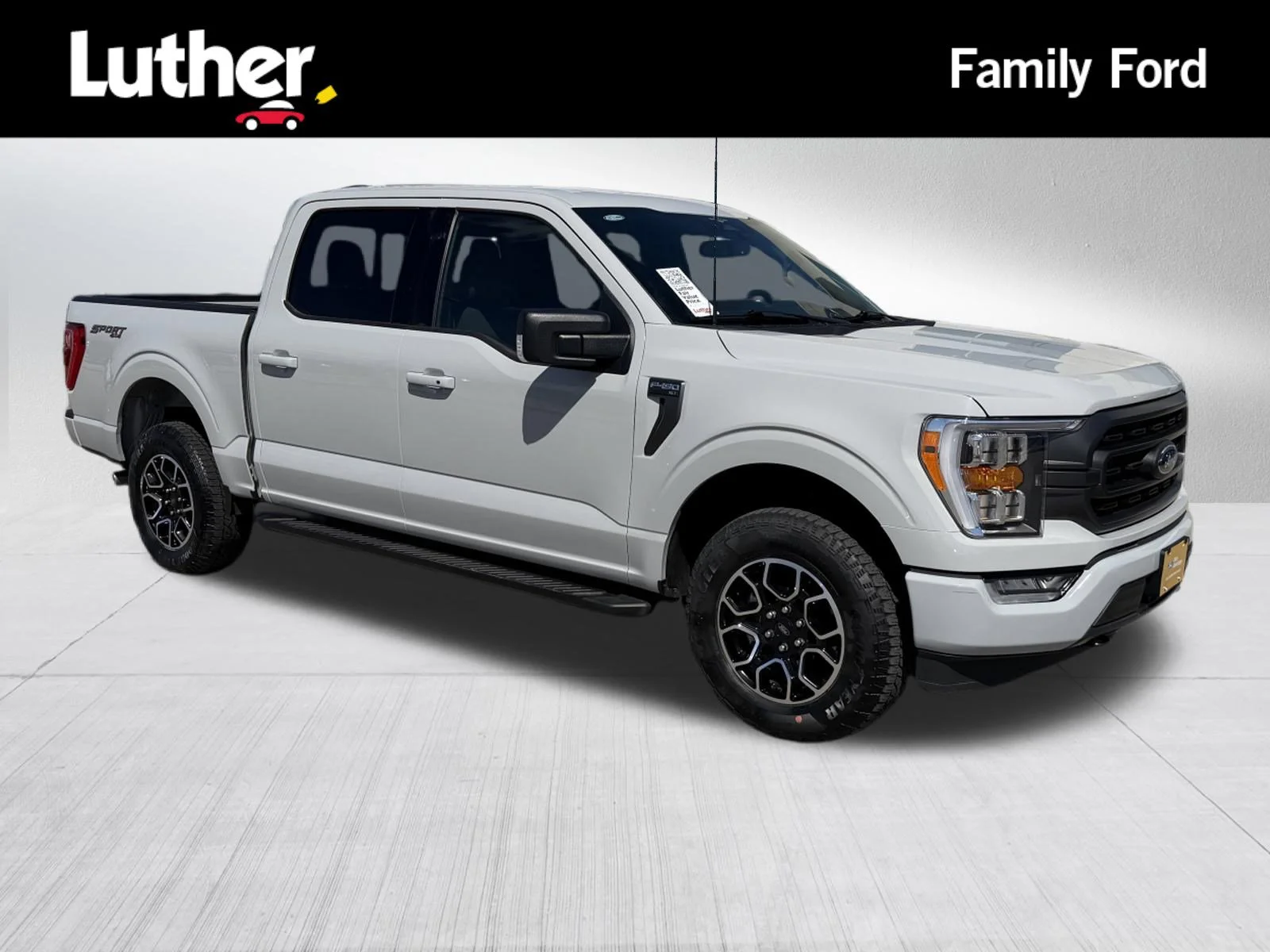 2023 Ford F-150 XLT 4x4 SuperCrew 5-1/2 Box's photo