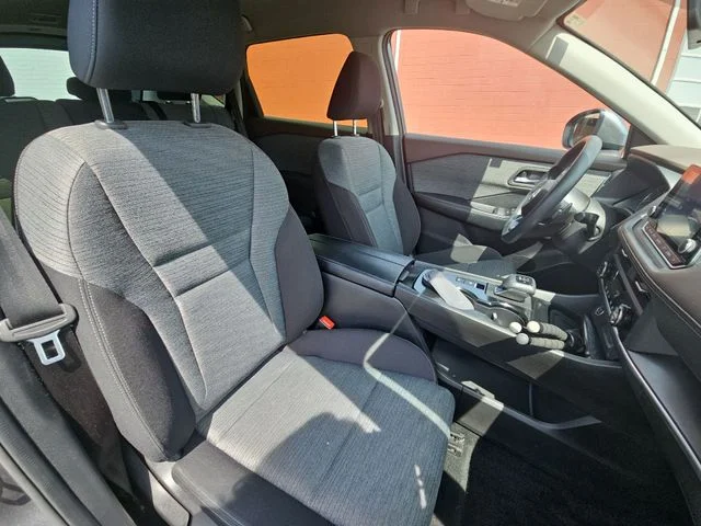 Used 2023 Gray Nissan SV image 30