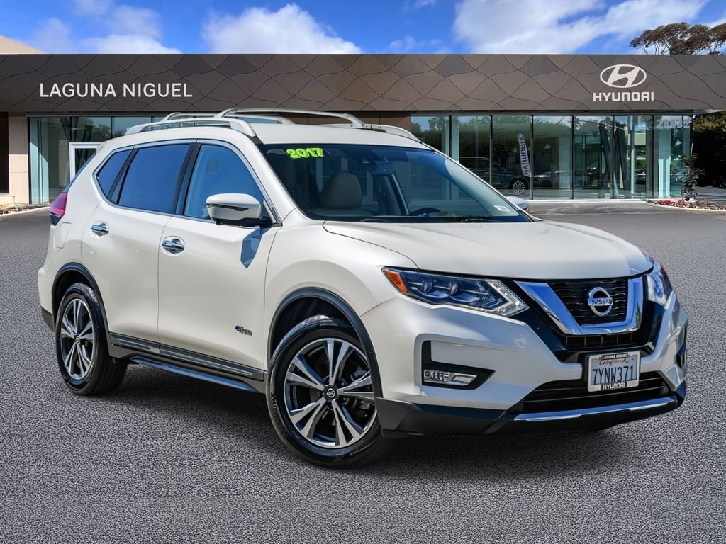 2017 Nissan Rogue SL